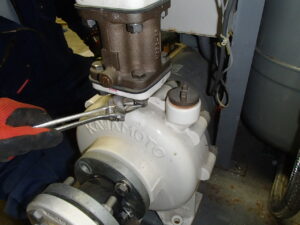 給水ポンプ取替 +